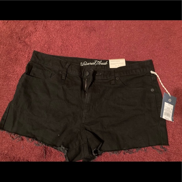 Universal Thread (Target) Black Denim Shorts - Picture 2 of 3
